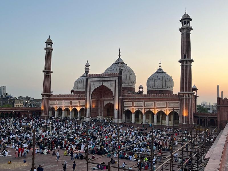 How ‘shutdown confirmation feature’ helped tech influencer to retrieve lost smartphones in Jama Masjid