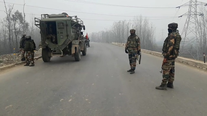 IED Found On Jammu-Srinagar Highway, Bomb Squad At Site