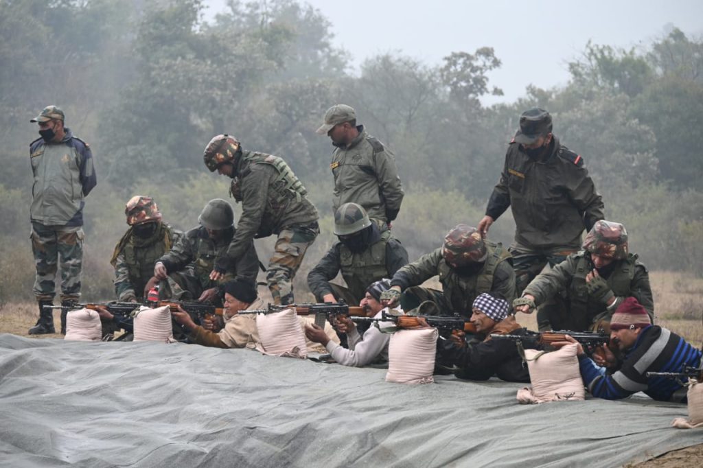 Special Training Camp For Village Defence Guards Held In J&K’s Poonch