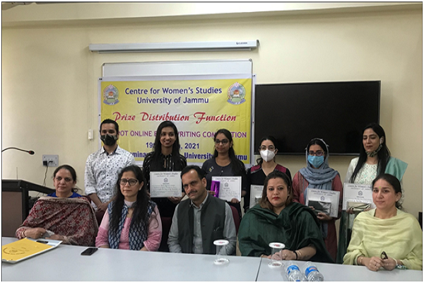 Department of Zoology, JU felicitates the winners