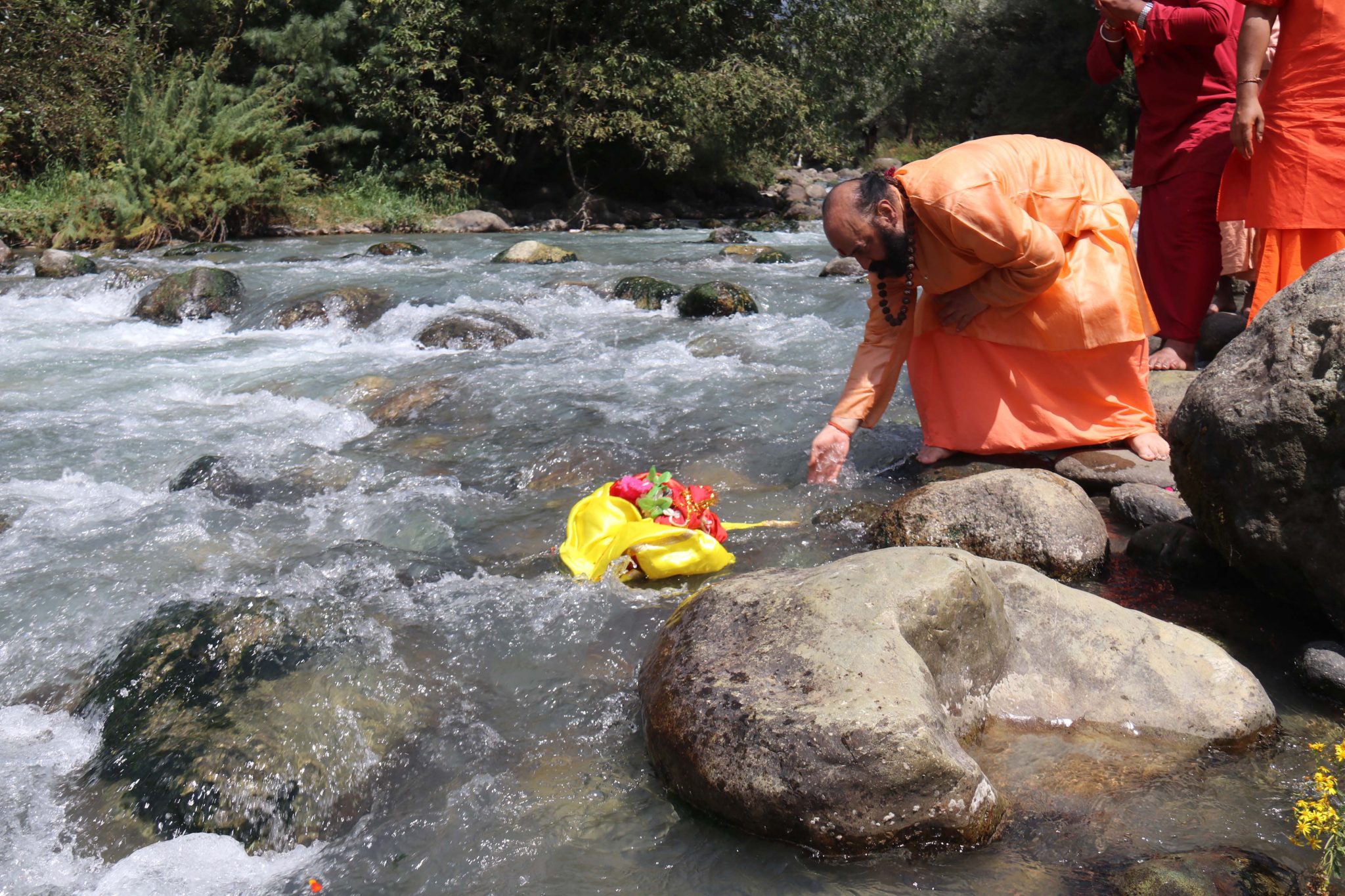 Annual Pilgrimage Of ‘Chhari-Mubarak’ Of Amarnath Yatra Concludes At Pahalgam