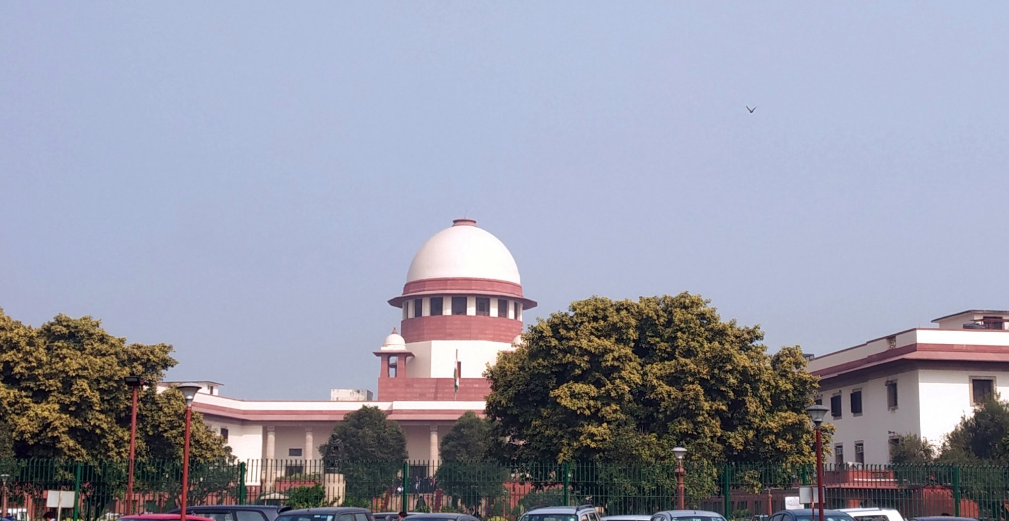 Supreme Court dismisses plea seeking financial aid for families of advocates who died of COVID-19