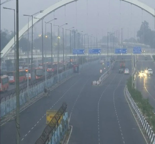 Delhi’s air quality deteriorates to ‘very poor’ category