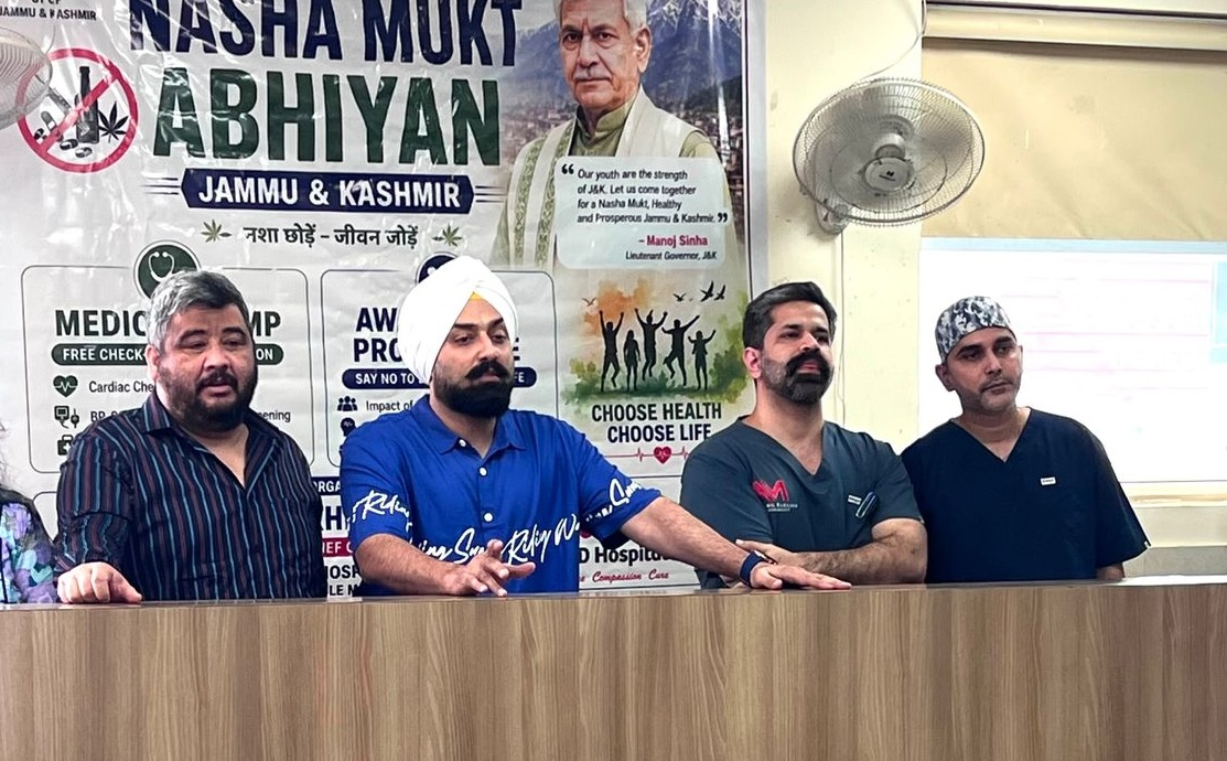 KD Hospital Organises Nasha Mukht Abhiyan; Leading Doctors Counsel Patients on Drug Abuse