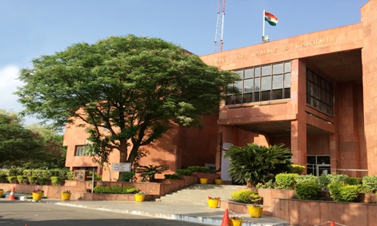 Centre Notifies Transfer Of Justice Atul Sreedharan From MP High Court To J&K and Ladakh HC