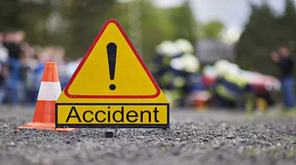 Driver Dies in Road Accident in North Kashmir