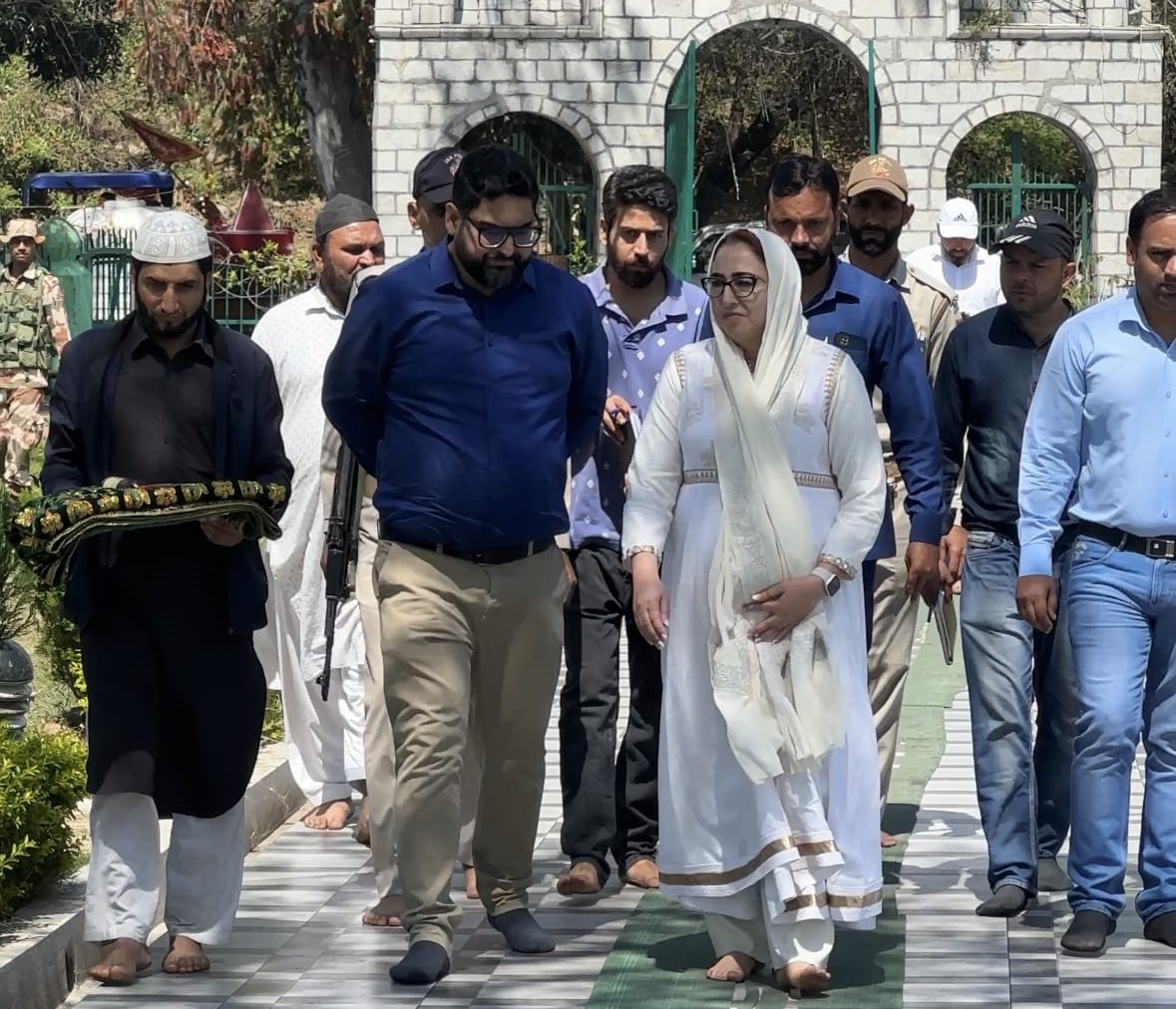 Darakshan Andrabi visits Eidgah, shrine complexes in Jammu to review festival arrangements