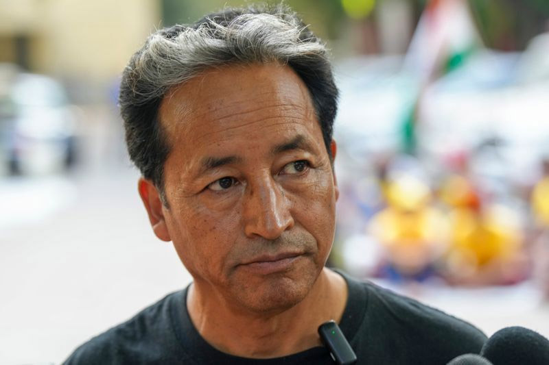 Delhi HC Closes Plea To Permit Climate Activist Sonam Wangchuk, Others To Protest