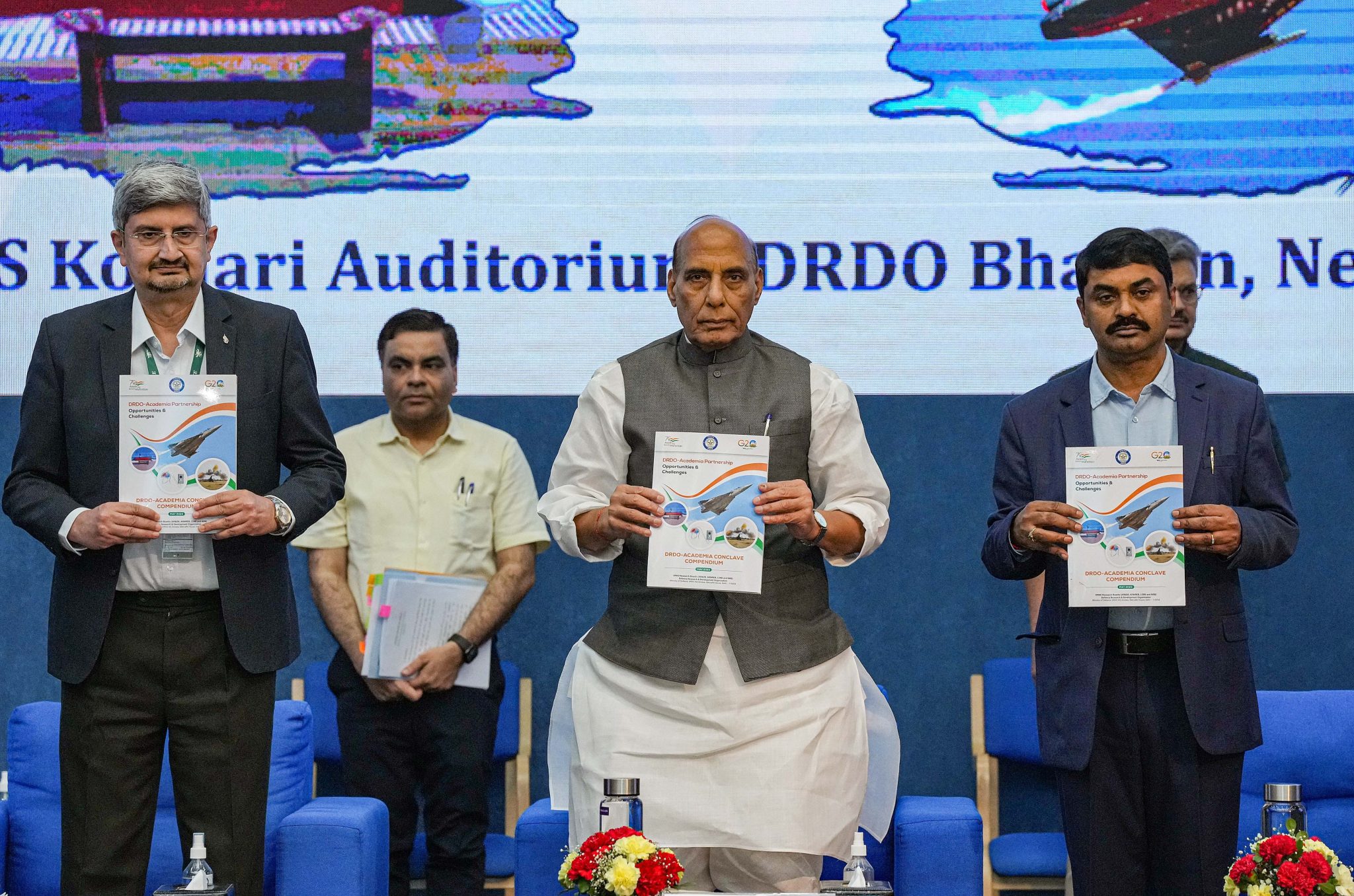 Need To Focus On Technological Advancement In Defence Sector: Rajnath Singh
