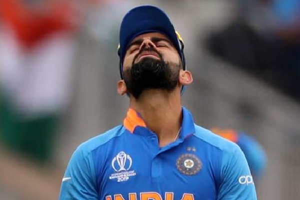 Kohli reveals he suffered depression; bats for professionals to deal with mental health issues