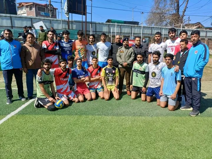 Anantnag Police Hosts Volleyball Tournament Under CAP 