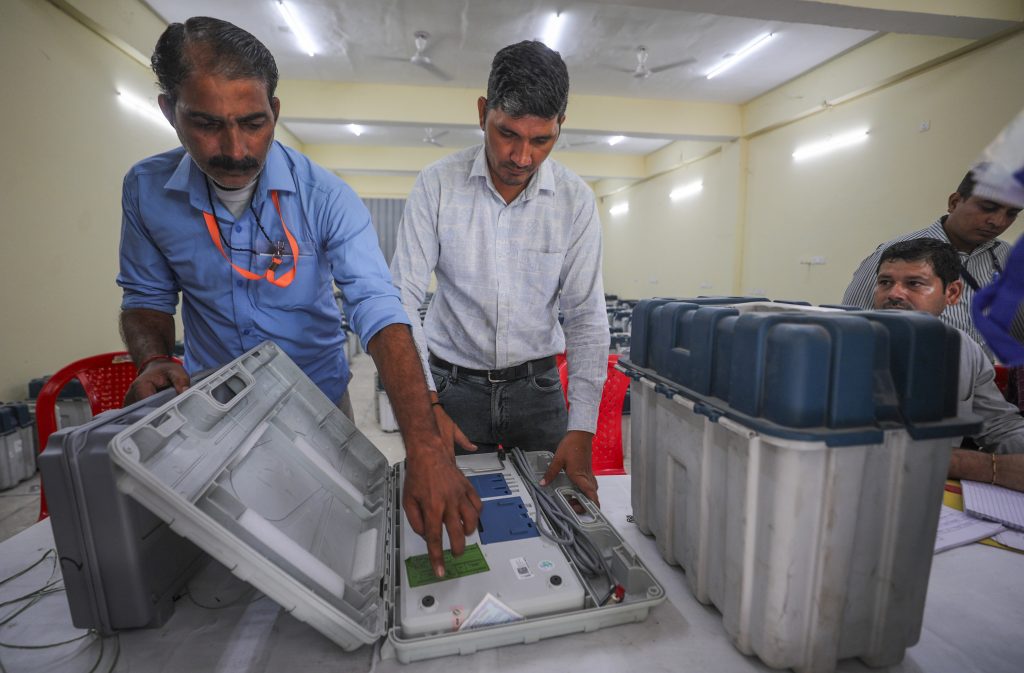 Over 20K Polling Staff Mobilised For Final Phase Of Assembly Elections In Jammu And Kashmir