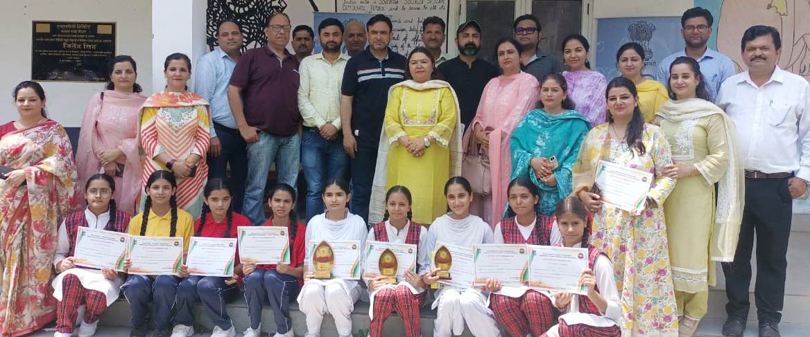 DIPR Cultural Unit organises Symposium on Nasha Mukt Bharat in GGHSS Reasi