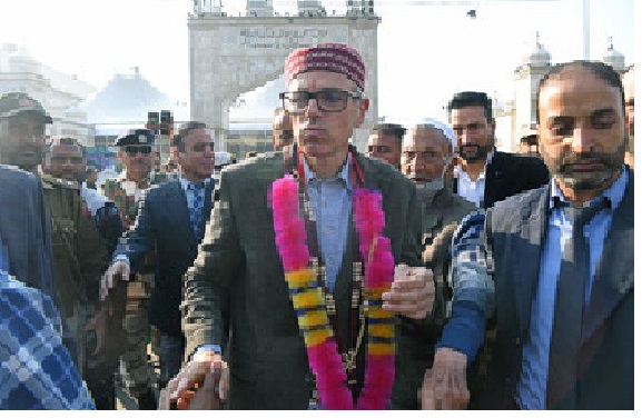 Omar Abdullah Visits Hazratbal Shrine Ahead Of His Swearing In