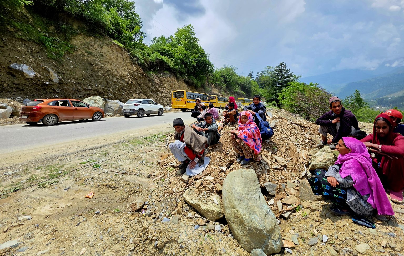 Residents Of 6 Villages In Uri Allowed To Return After Disposal Of Unexploded Shells
