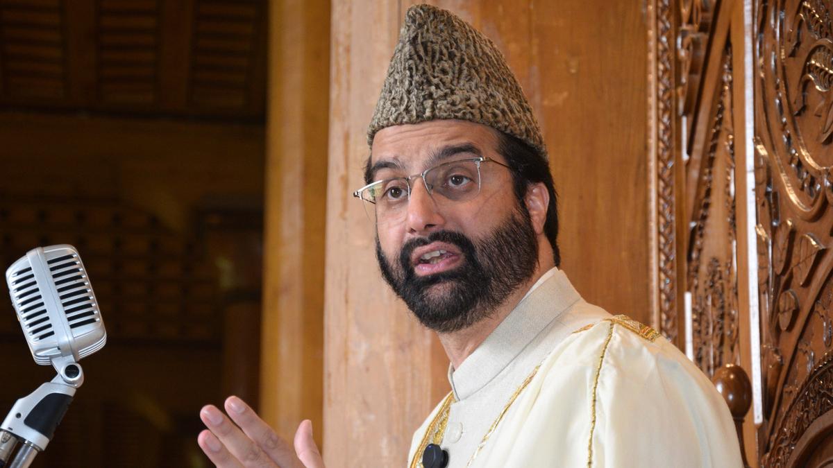 Mirwaiz Calls for Accountability In Kashmir and Jammu Incidents