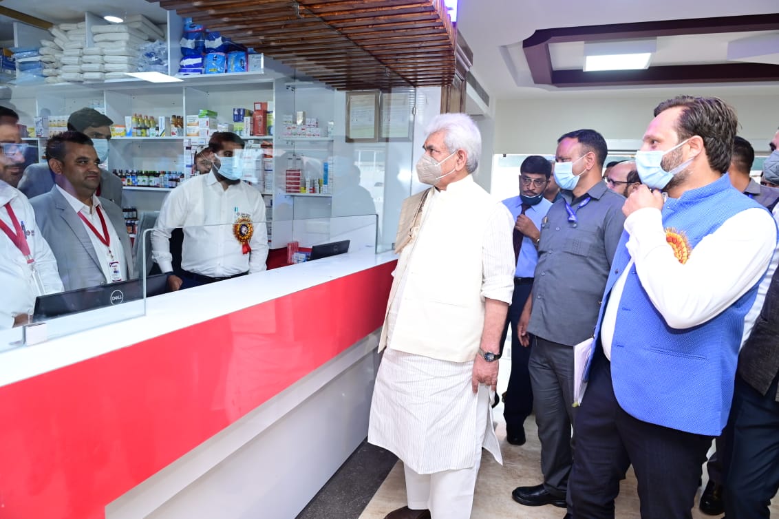 LG Manoj Sinha inaugurates 150-bedded Ujala Cygnus Kashmir Superspeciality Hospital in Nowgam