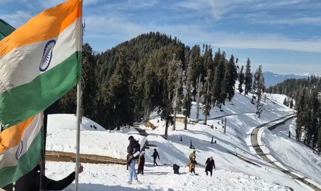 Skiing Introduced At Guldanda To Boost Winter Tourism In J&K’s Bhaderwah